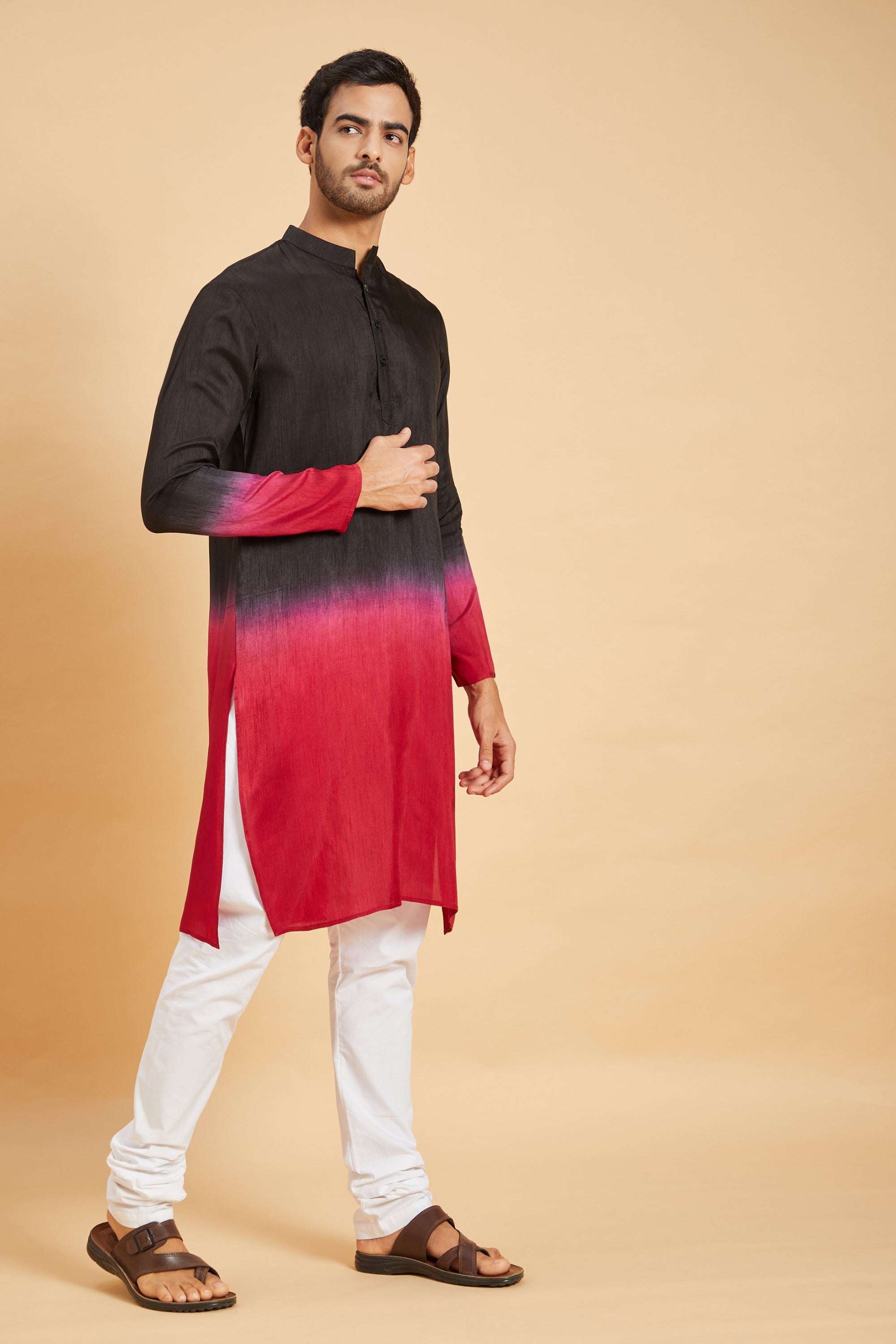 Men's Red Color Pattern Ombre Kurta Without Slit Silk