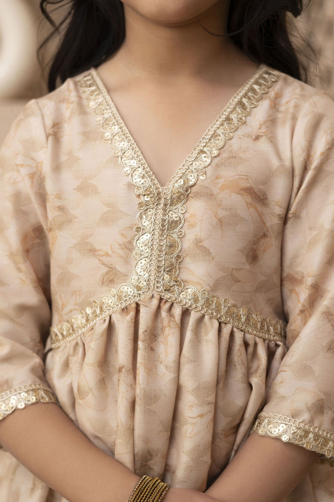 Color_Beige