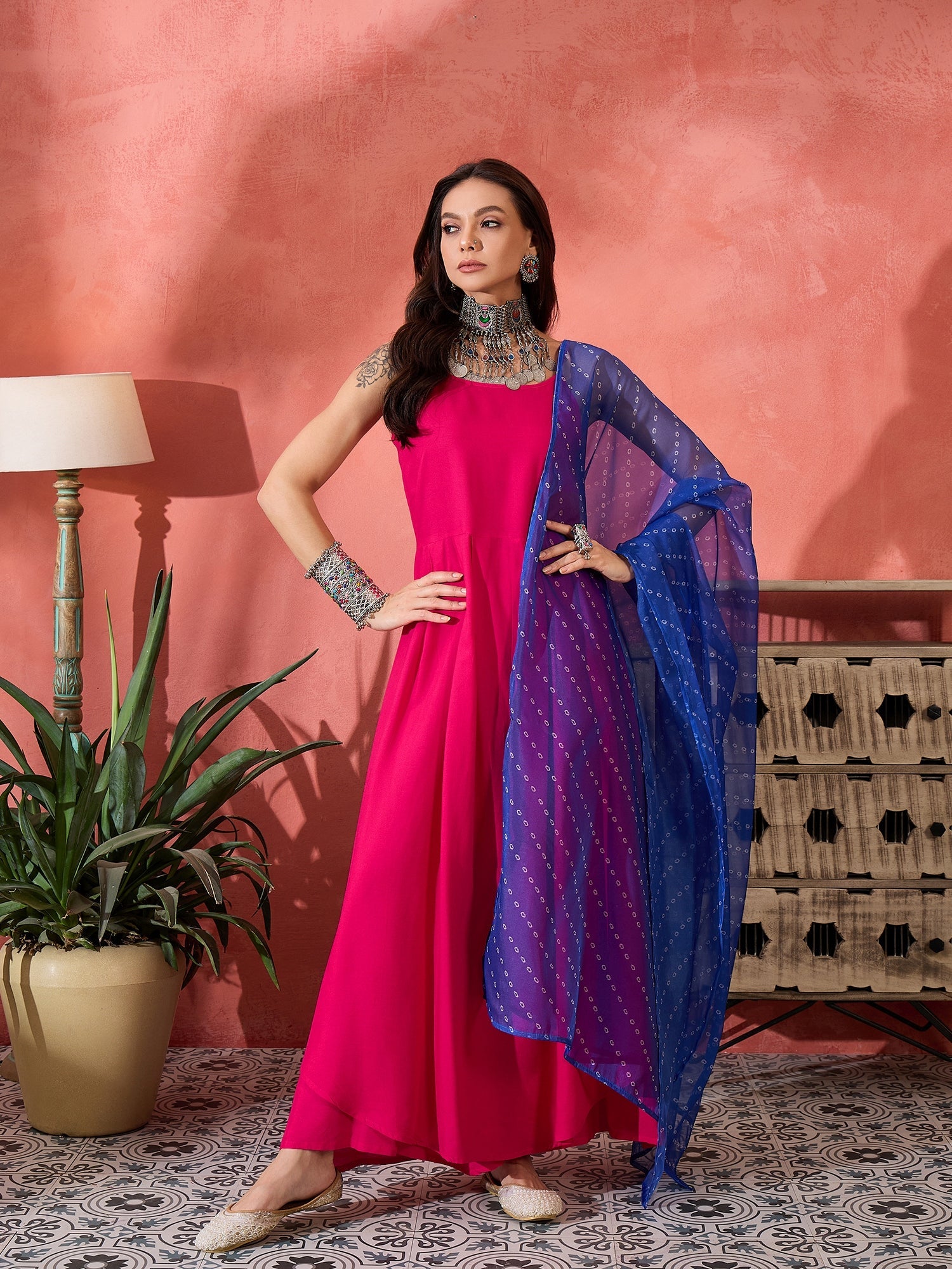 Women's Fuchsia Strappy Kurta Set Blue Bandhani Or Dupatta - InWeave