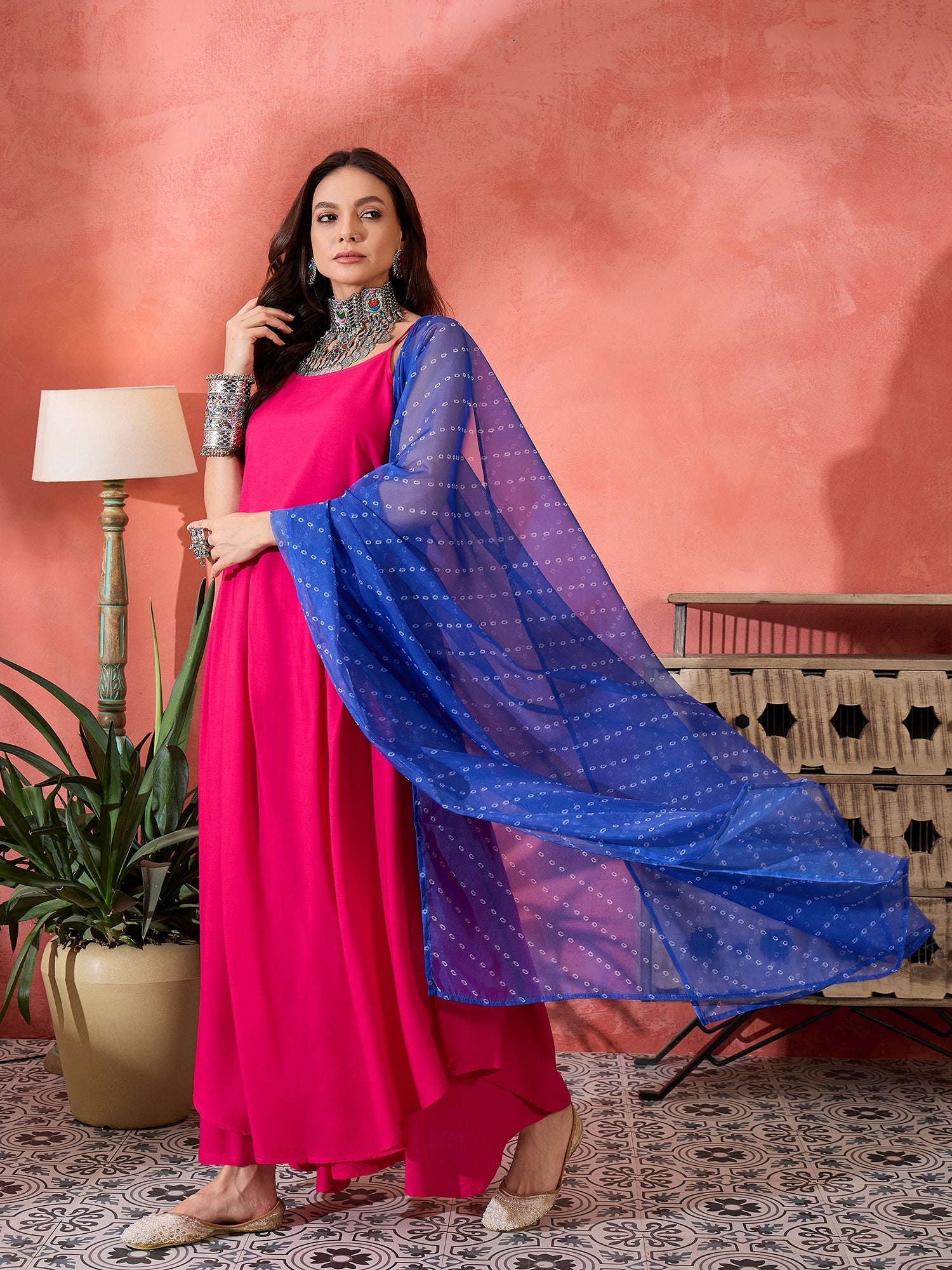 Women's Fuchsia Strappy Kurta Set Blue Bandhani Or Dupatta - InWeave