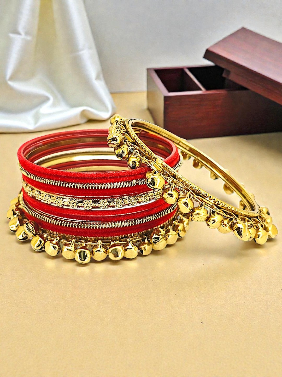 Color_Gold