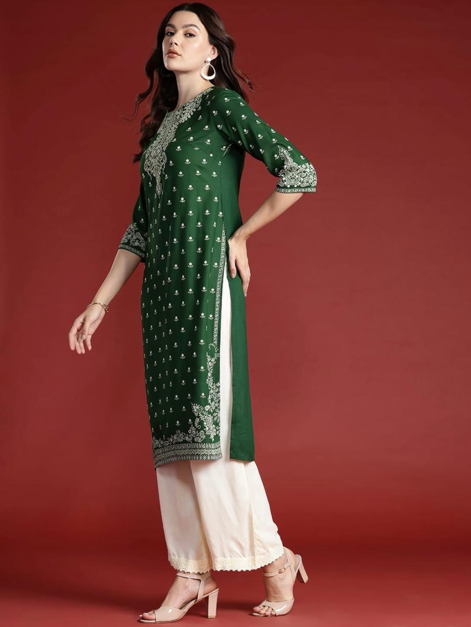 Women's Embellished Daily Wear Cotton Blend Kurta