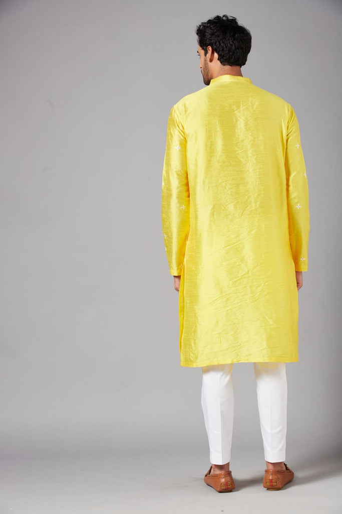 Men's Yellow Color Saanjh Yellow Embroidered Kurta With Mirror Details Cotton