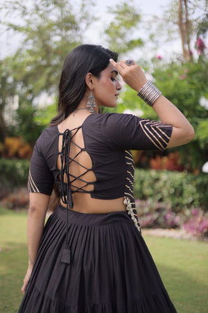 Color_Black