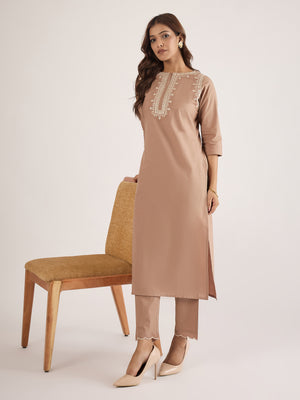 Color_Brown