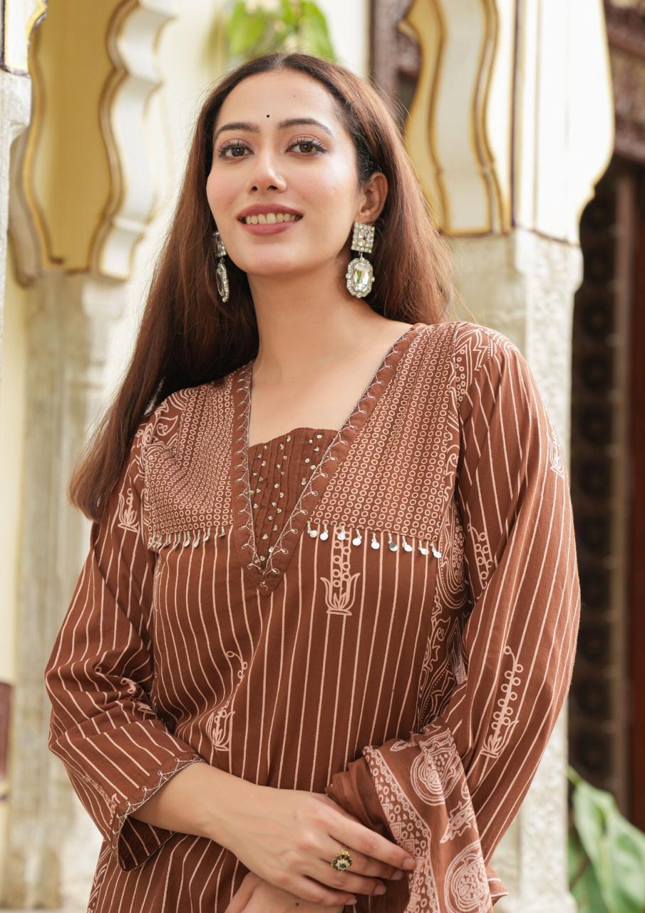 Color_Brown