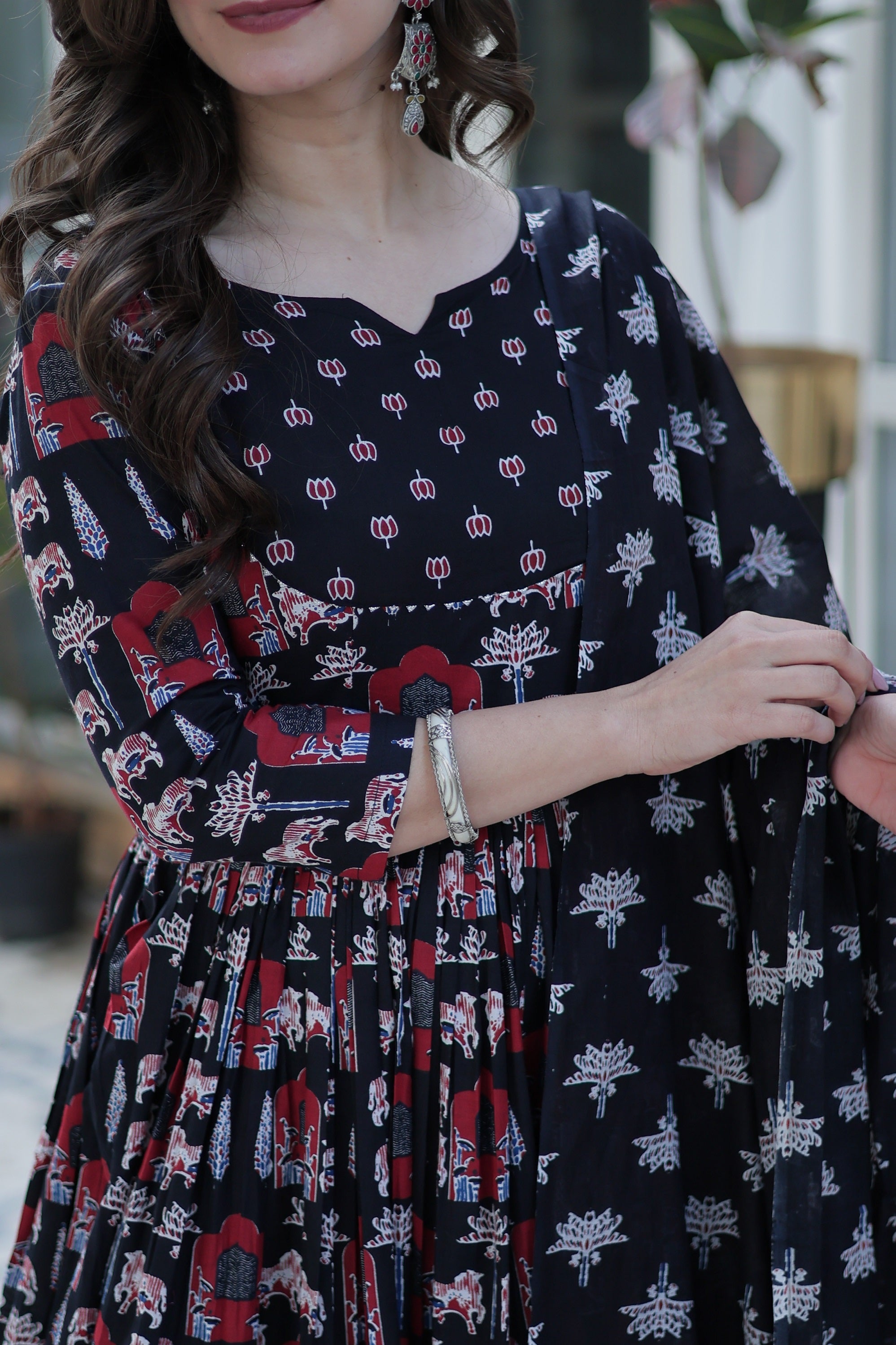 Color_Black