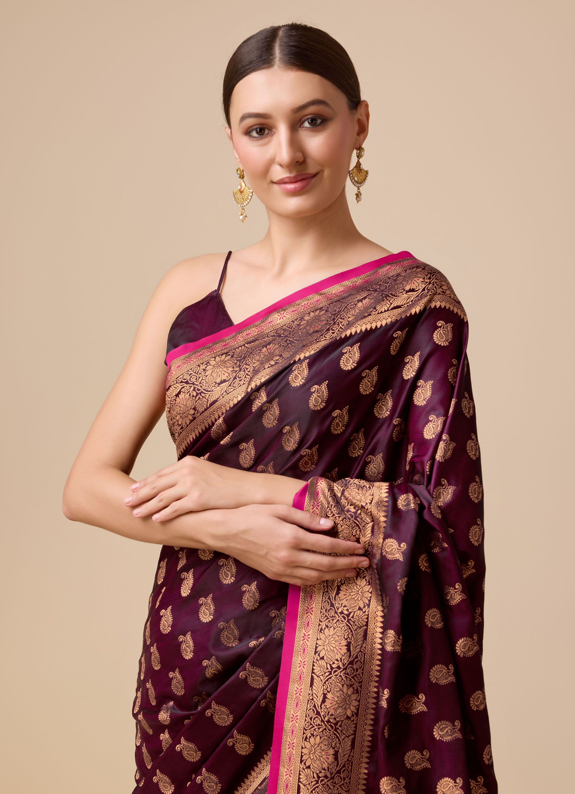 Women's Wine Colour Banarasi Silk Woven Saree For Women - Monjolika