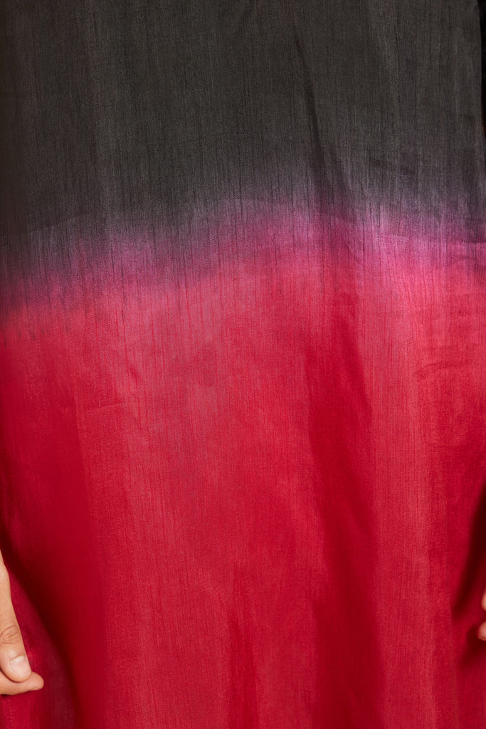 Men's Red Color Pattern Ombre Kurta Without Slit Silk