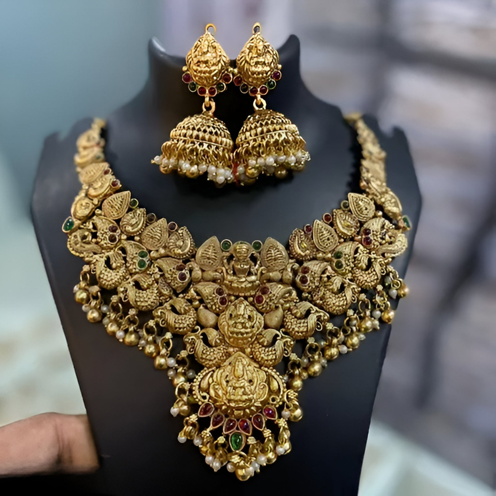 Color_Gold