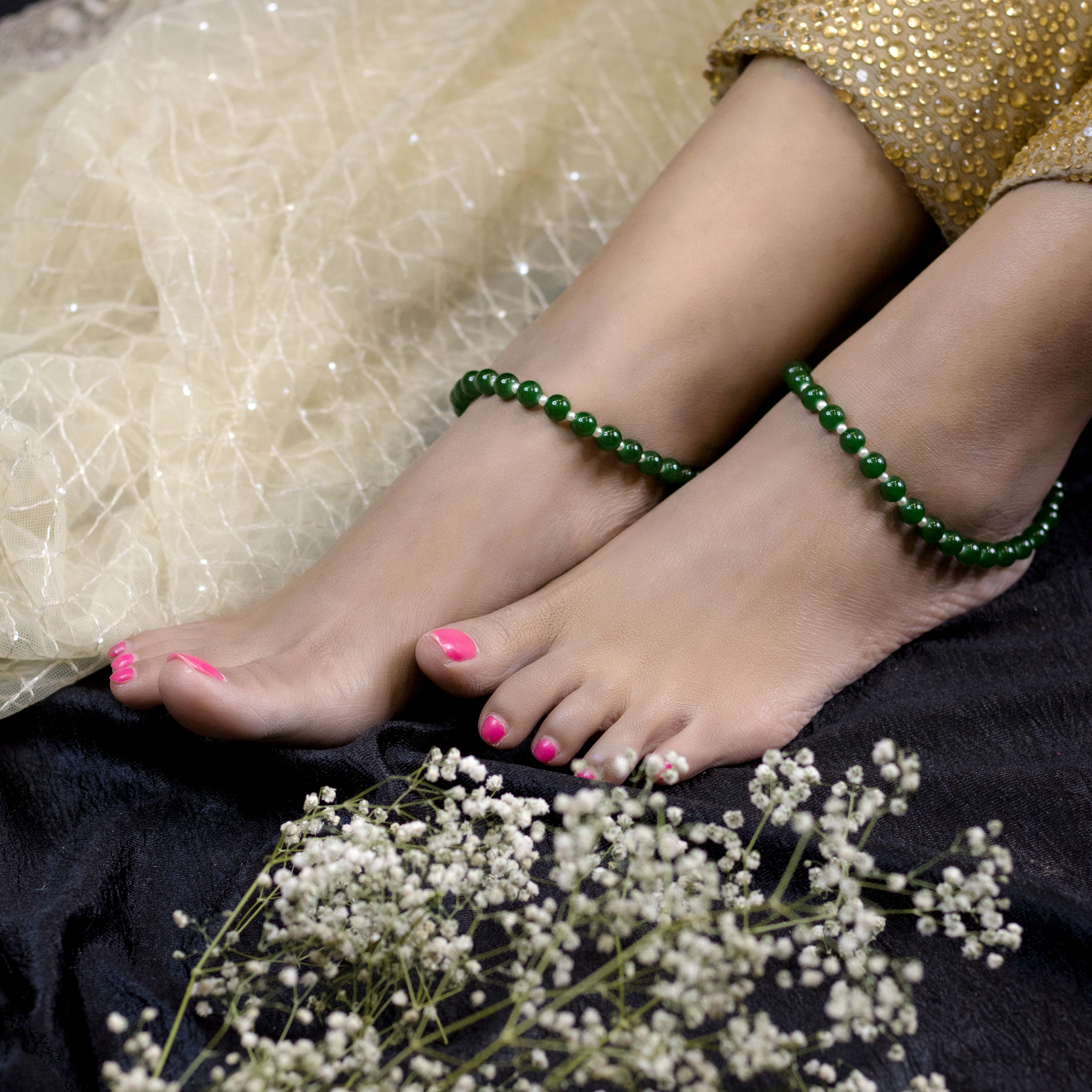 Women's Adjustable Pearl & Green Beads Single Anklet Payal Bracelet