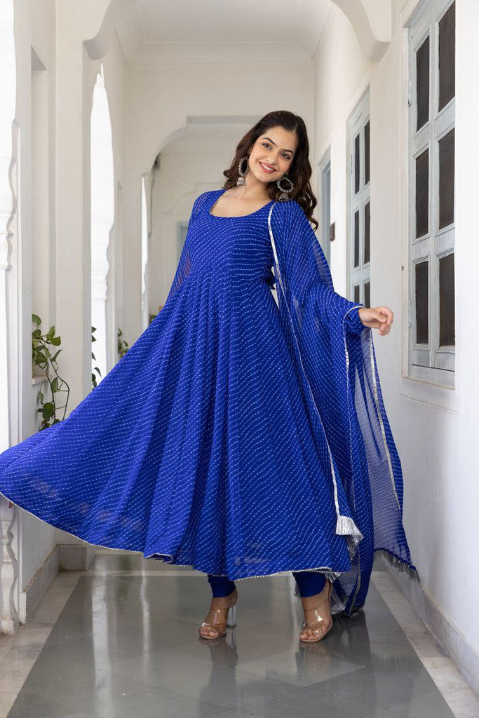 Women's Floral Printed Knee Length Elbow Length Sleeves Round Neck Kurti  With Net Dupatta