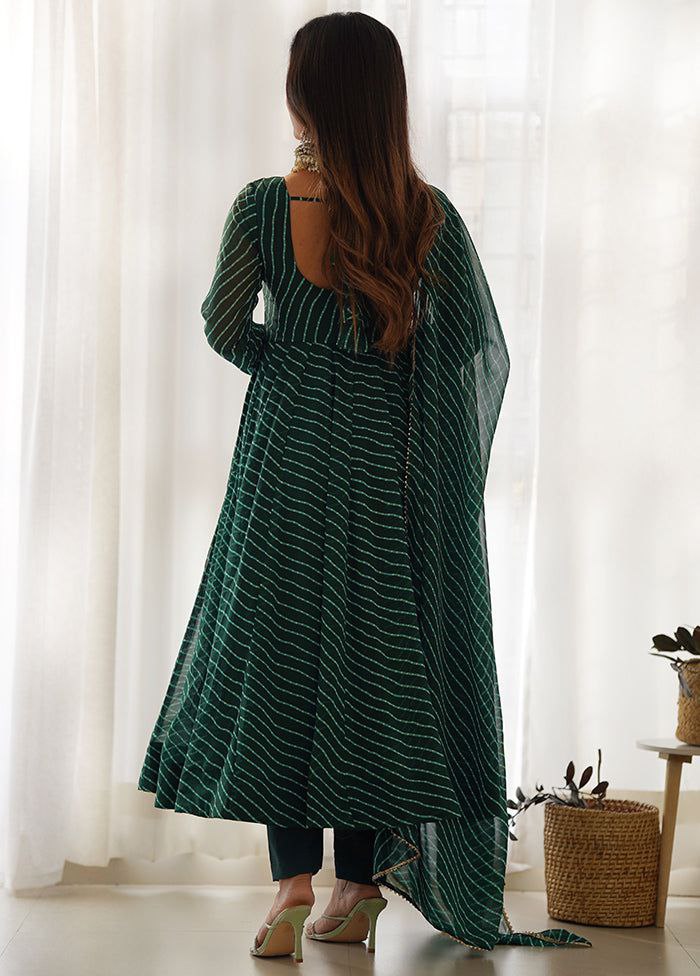 Women's Floral Printed Knee Length Elbow Length Sleeves Round Neck Kurti And Palazzo Set With Net Dupatta