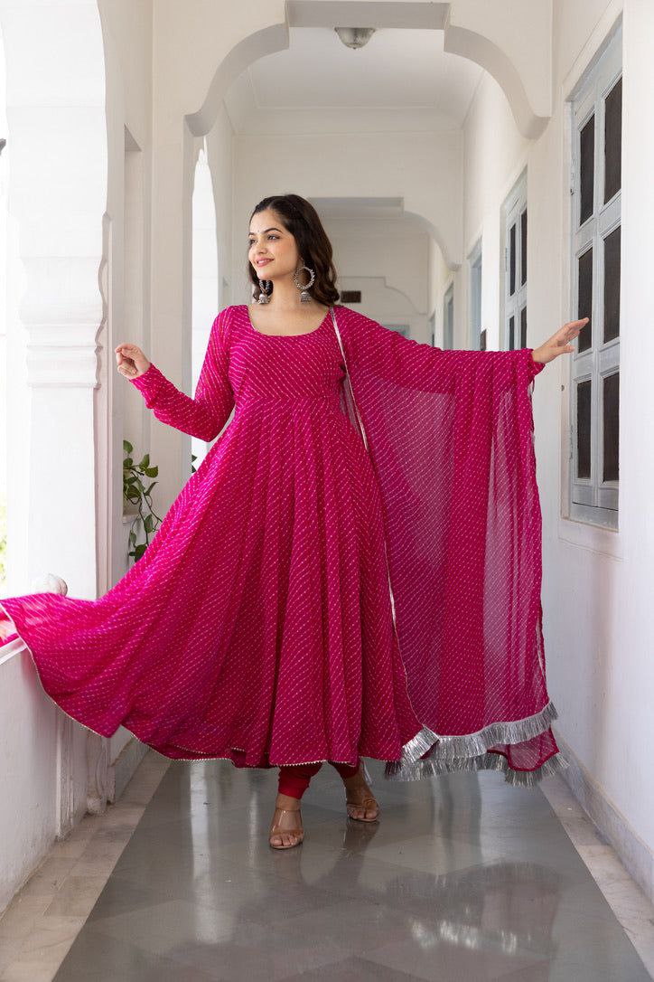 Women's Pink Floral Printed Round Neck Anarkali Set