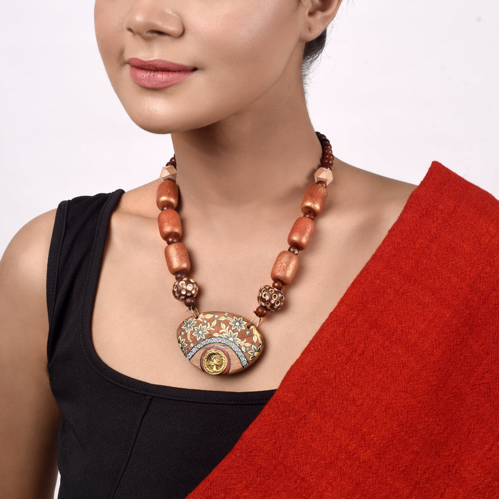 color_Brown