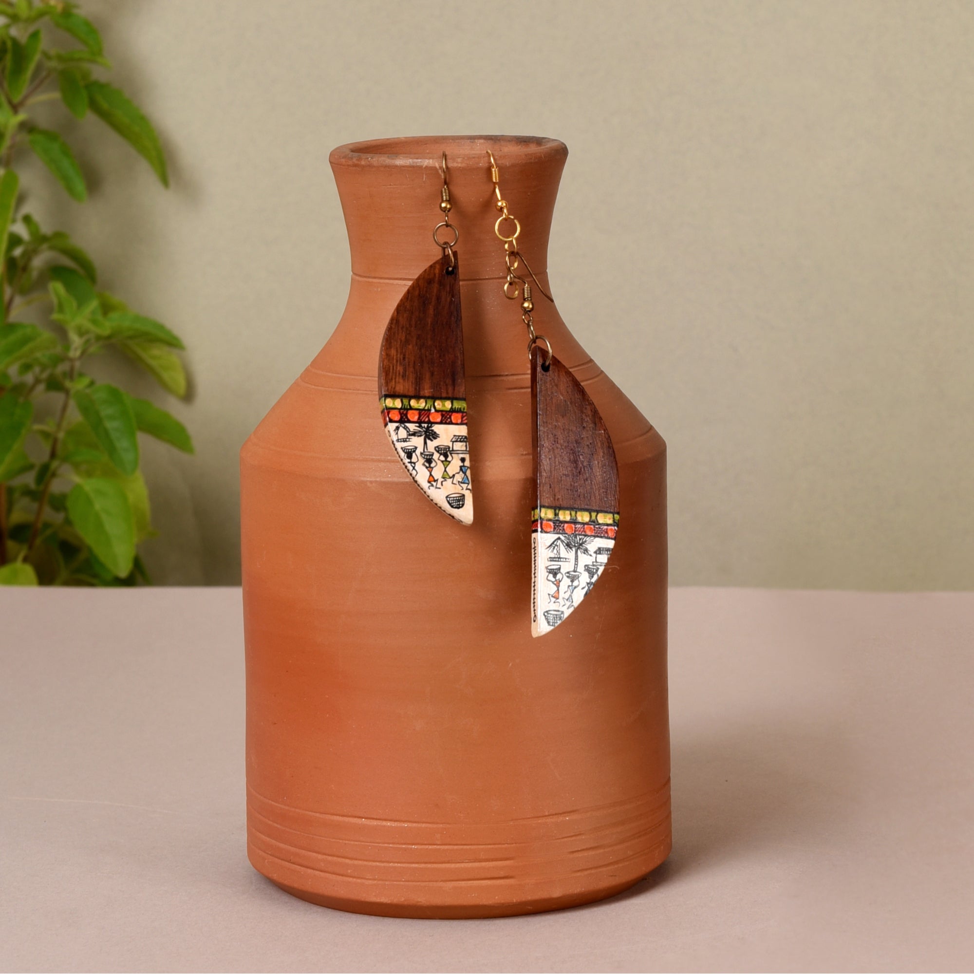 color_Brown