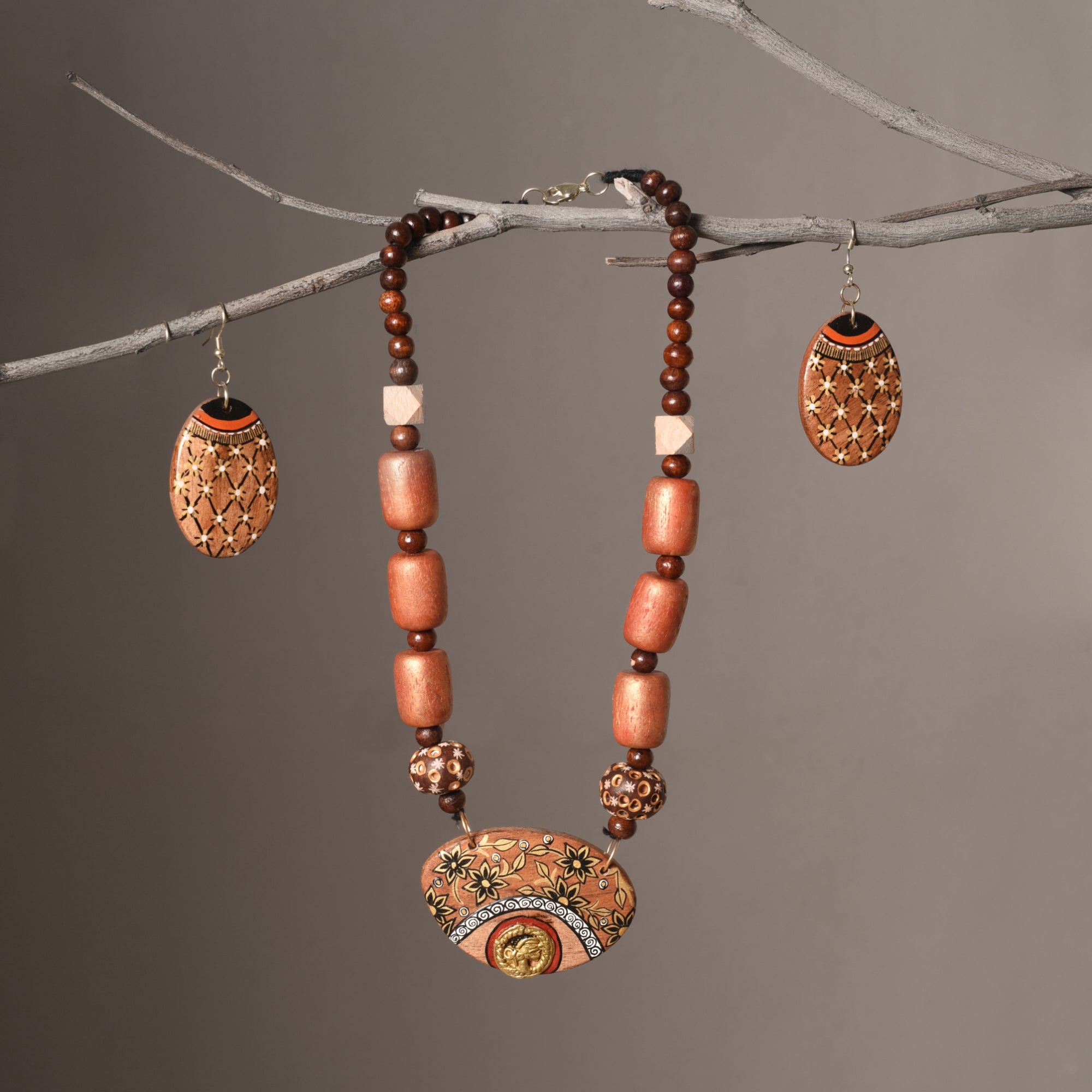 color_Brown