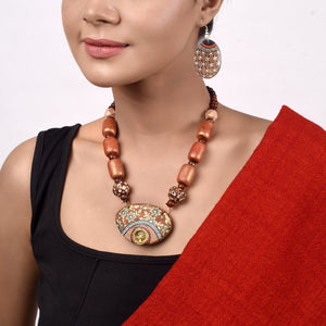 color_Brown