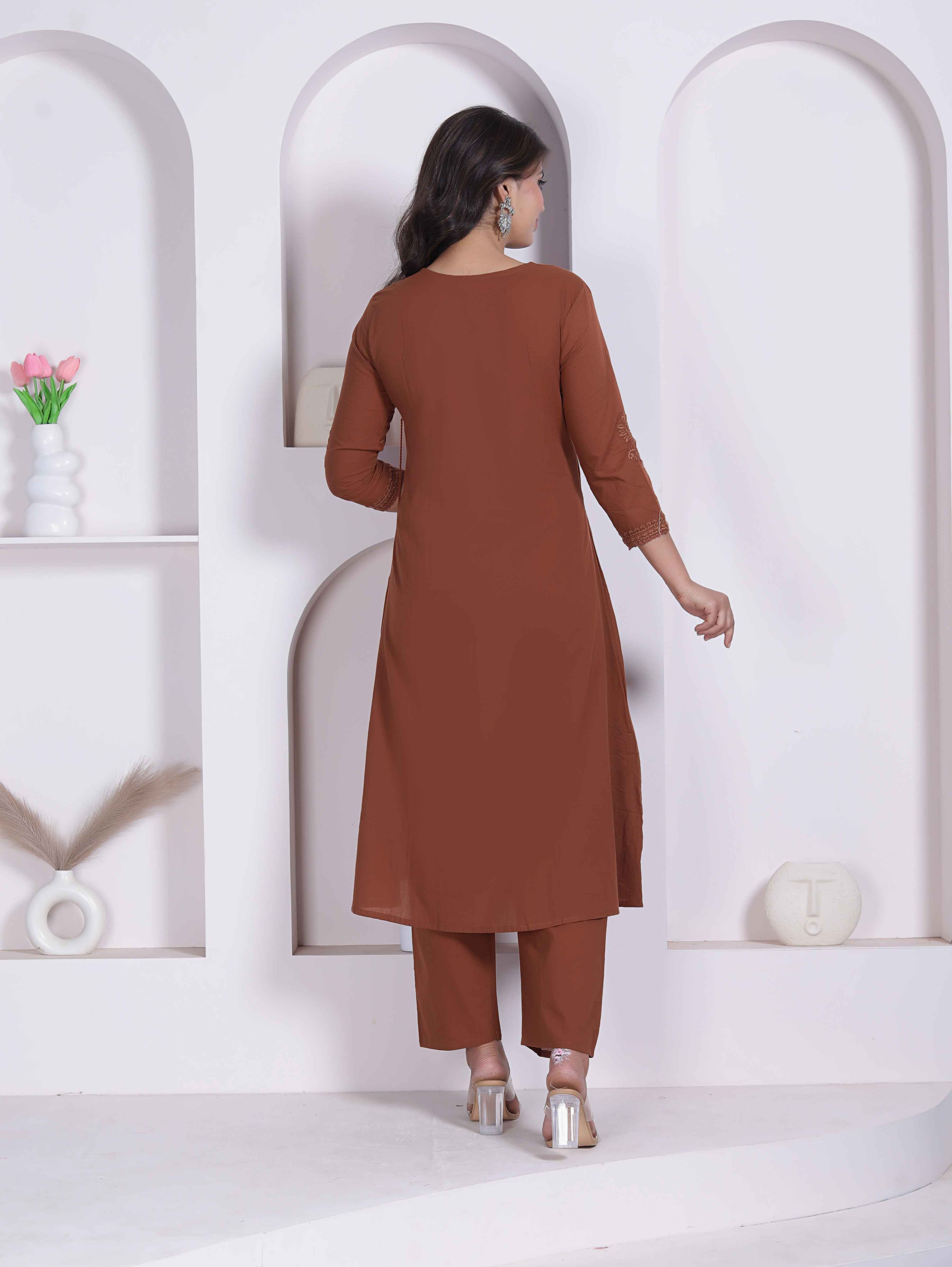 Color_Brown