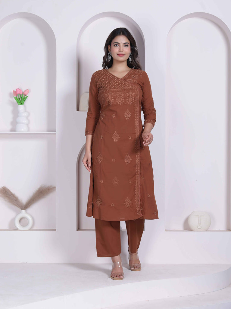 Color_Brown