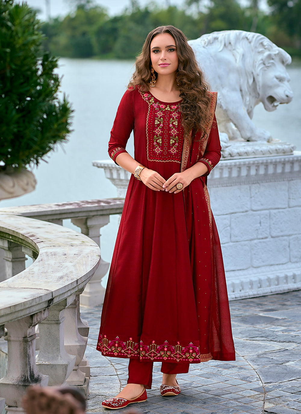 Color_Maroon