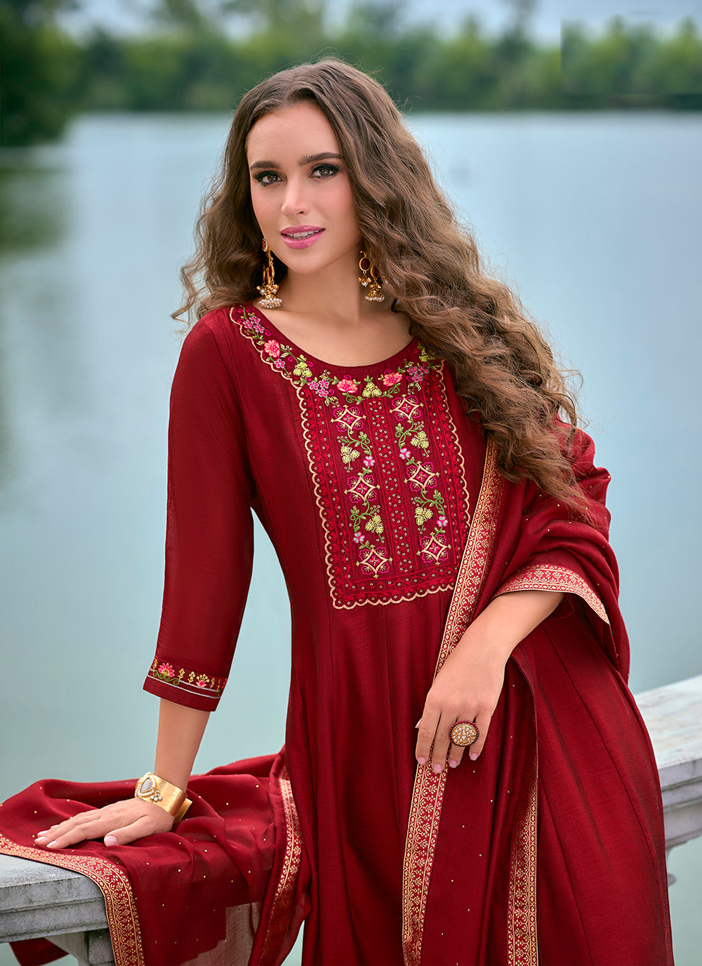 Color_Maroon