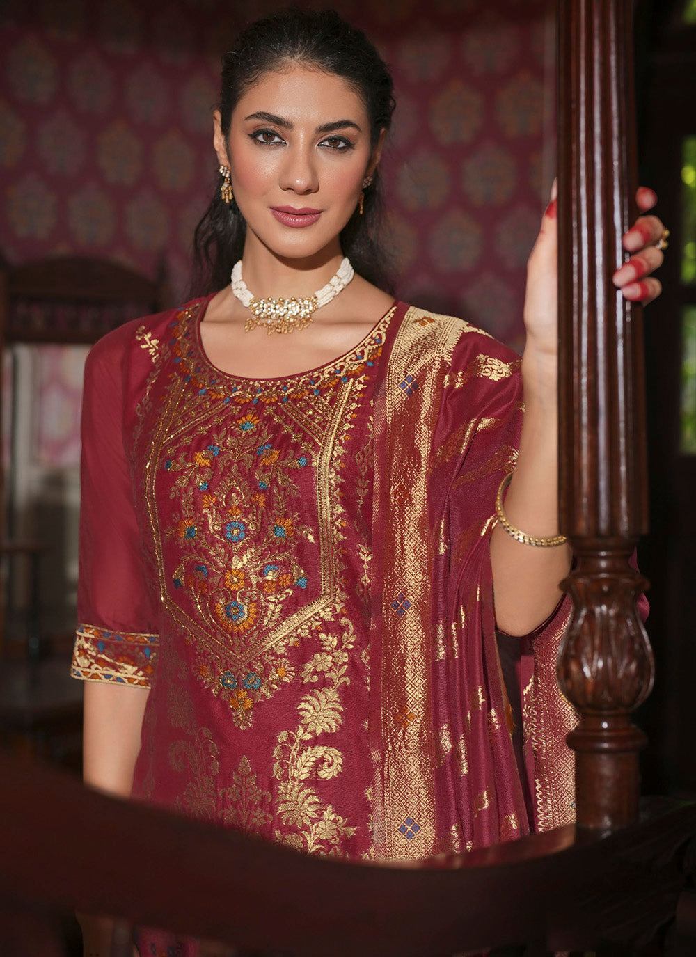 Color_Maroon