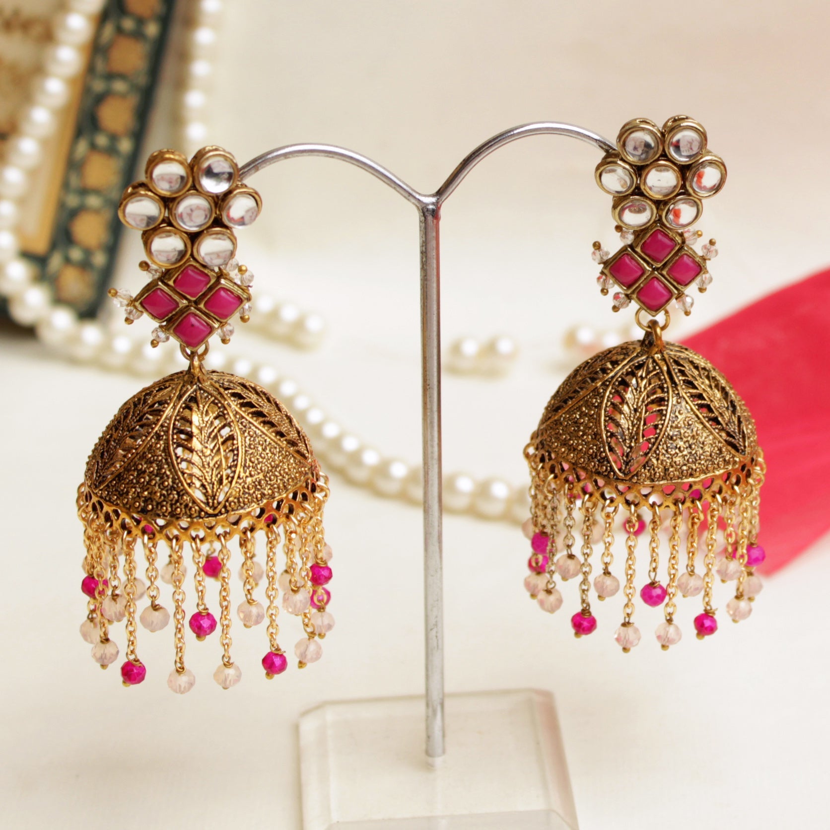 Women's Gulabi kundan jhumki earrings