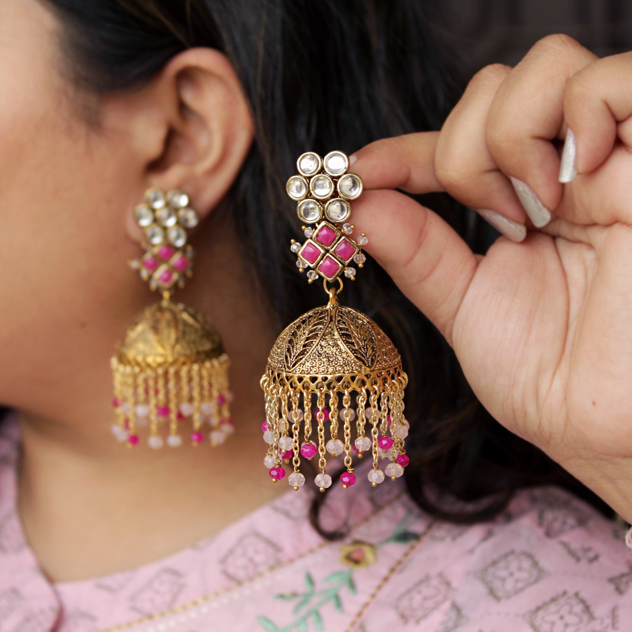 Women's Gulabi kundan jhumki earrings