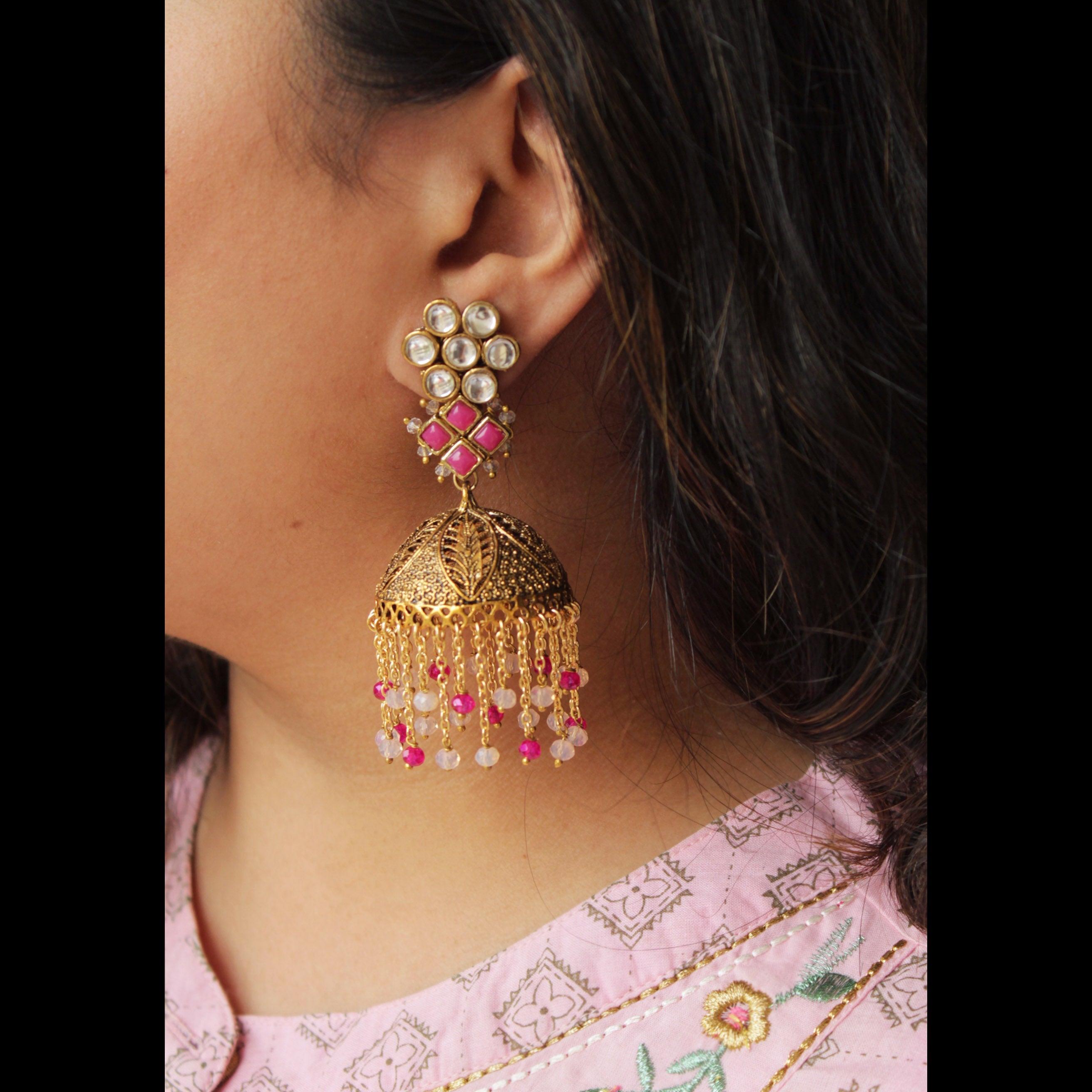 Women's Gulabi kundan jhumki earrings