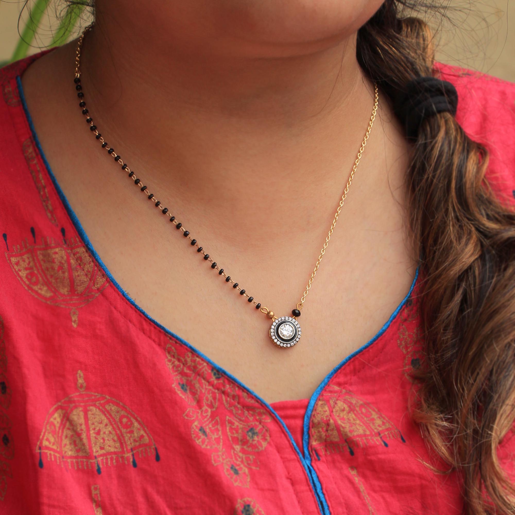 Women's Black and gold zircon mangalsutra