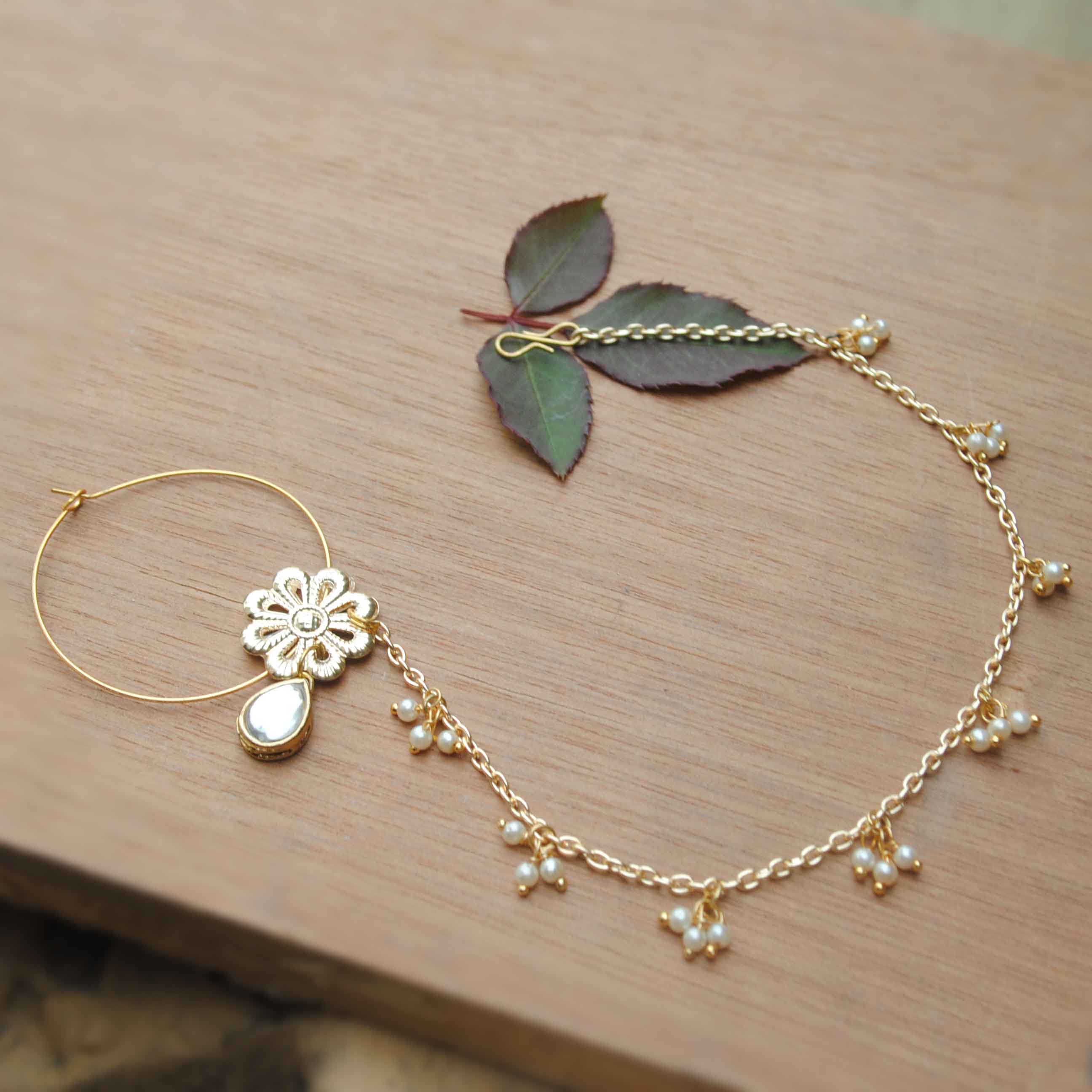 Women's flower power