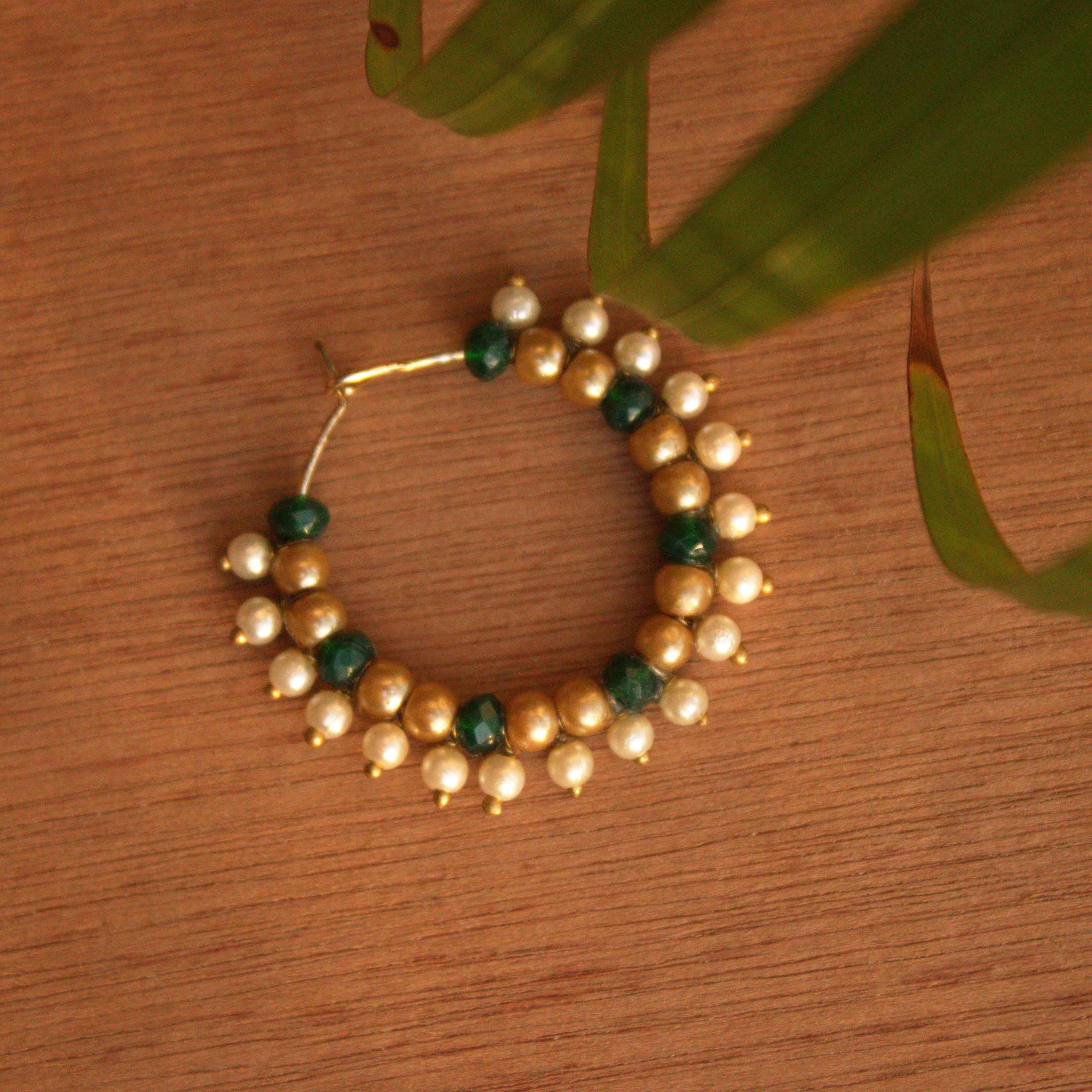 Gorgeous Green Pearl Nose Ring