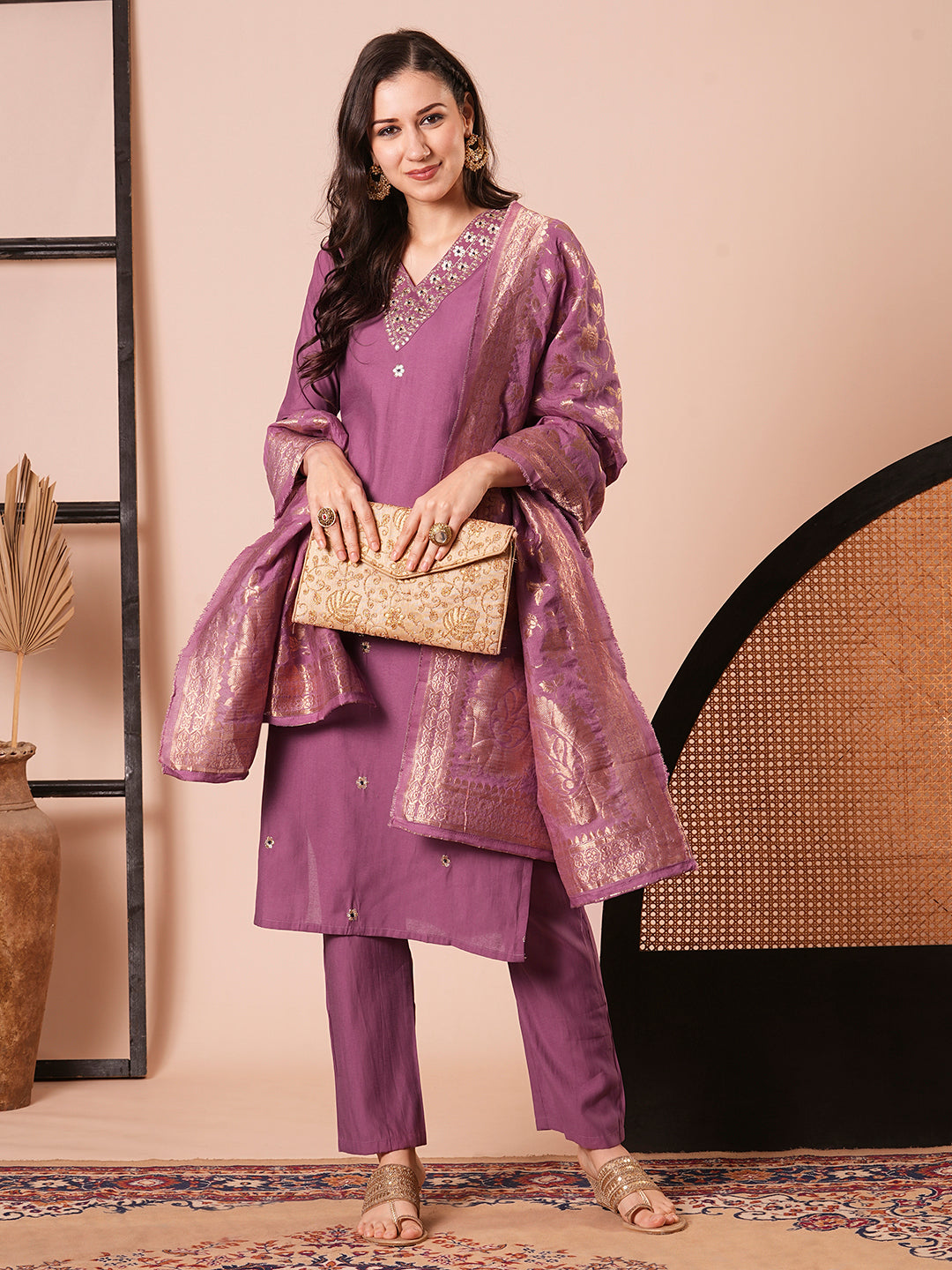 Women's Mauve Chanderi Resham Embroidery Kurta Set - Ksm Prints