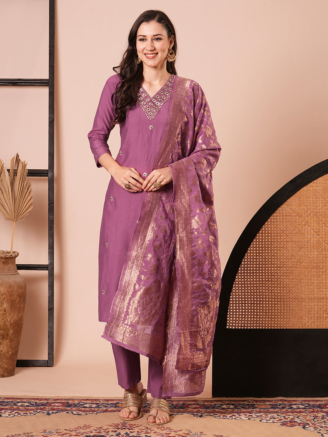 Women's Mauve Chanderi Resham Embroidery Kurta Set - Ksm Prints