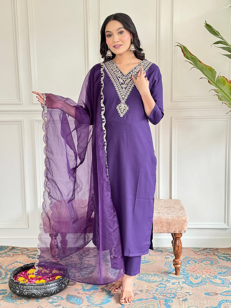 Women's Purple Viscose Resham Embroidery Kurta Set