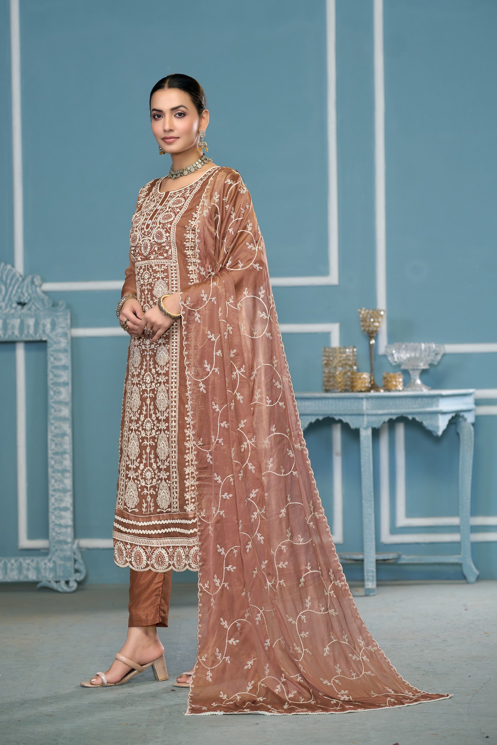 Color_Brown