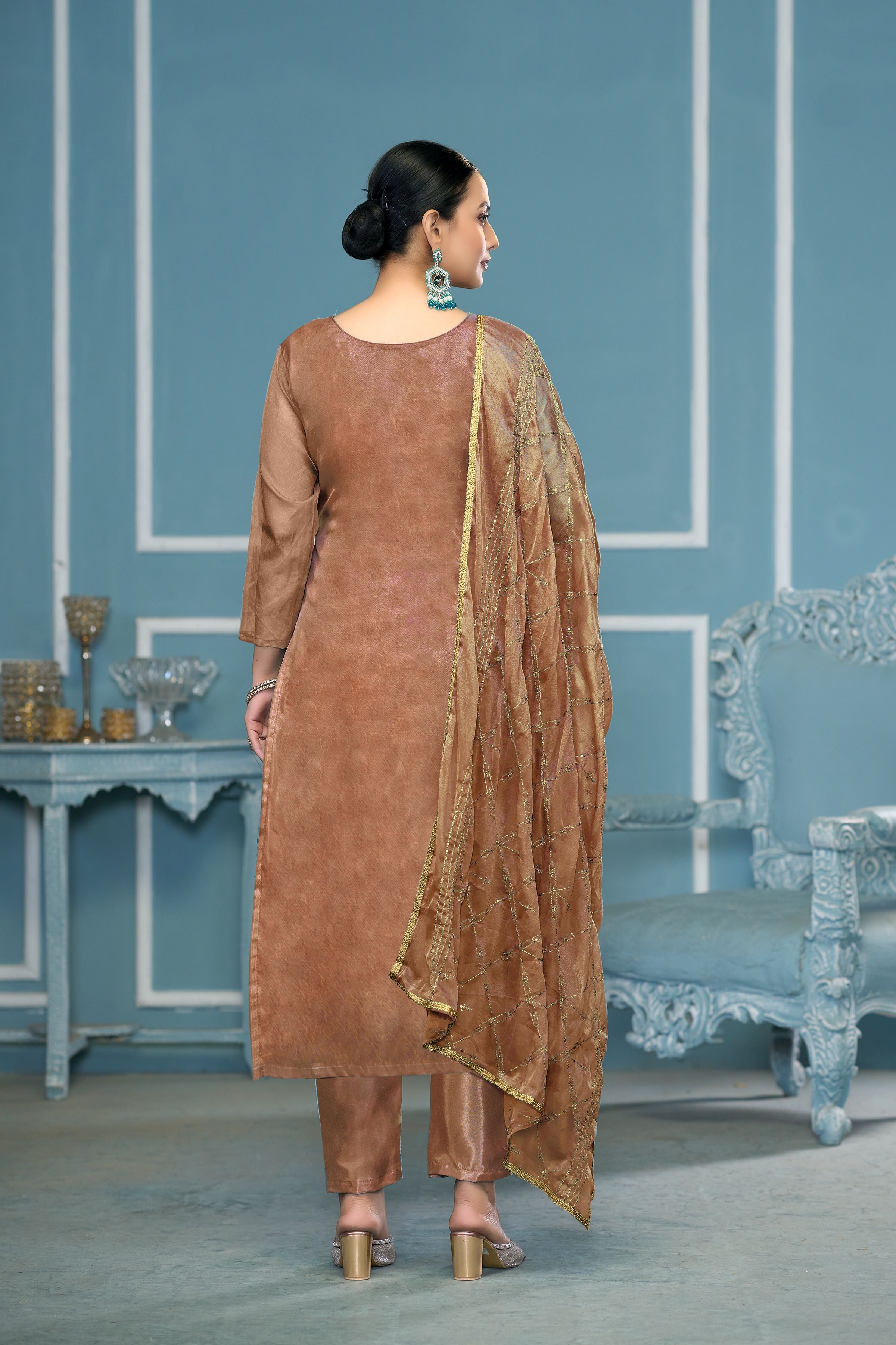 Color_Brown