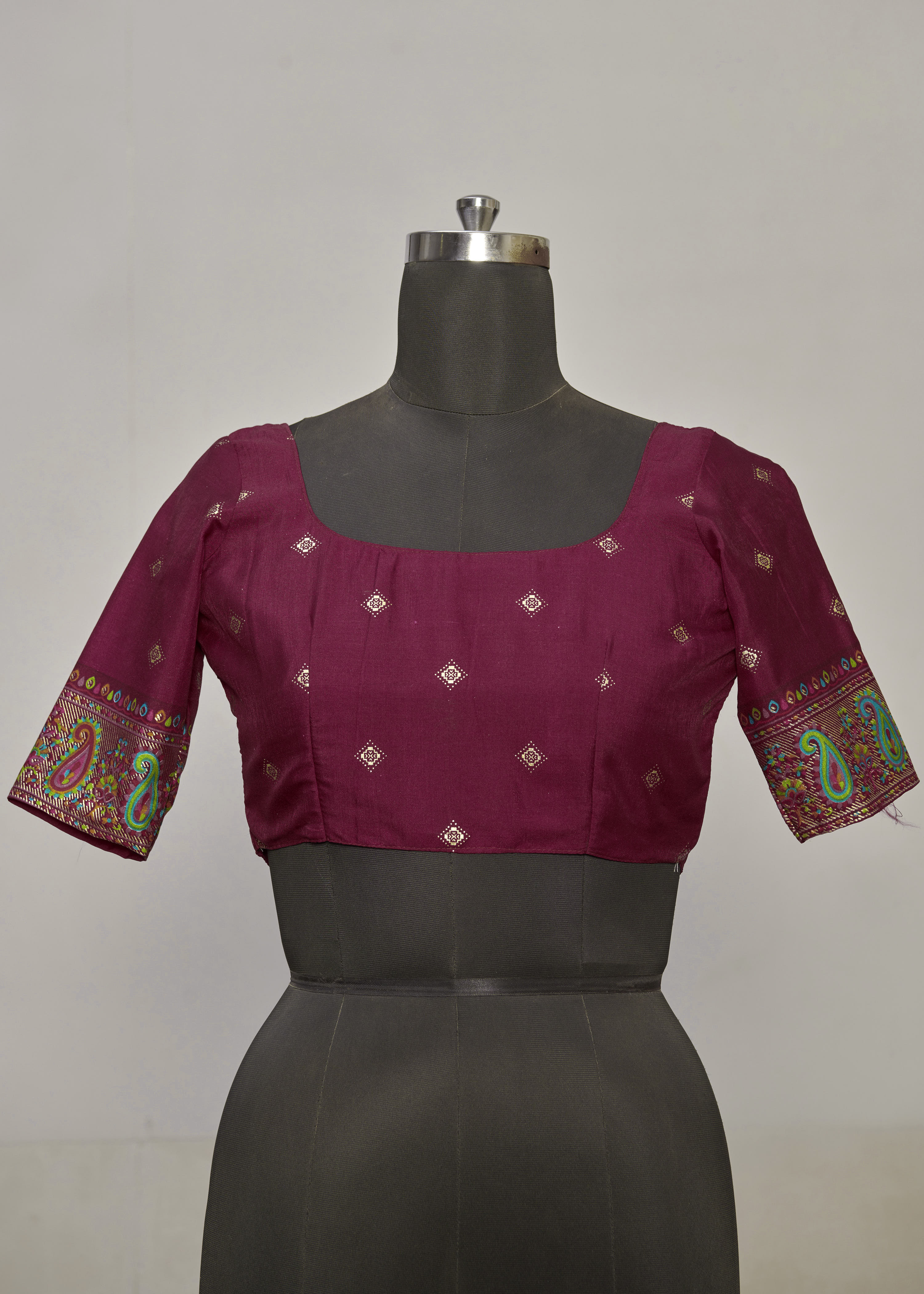 Color_Maroon