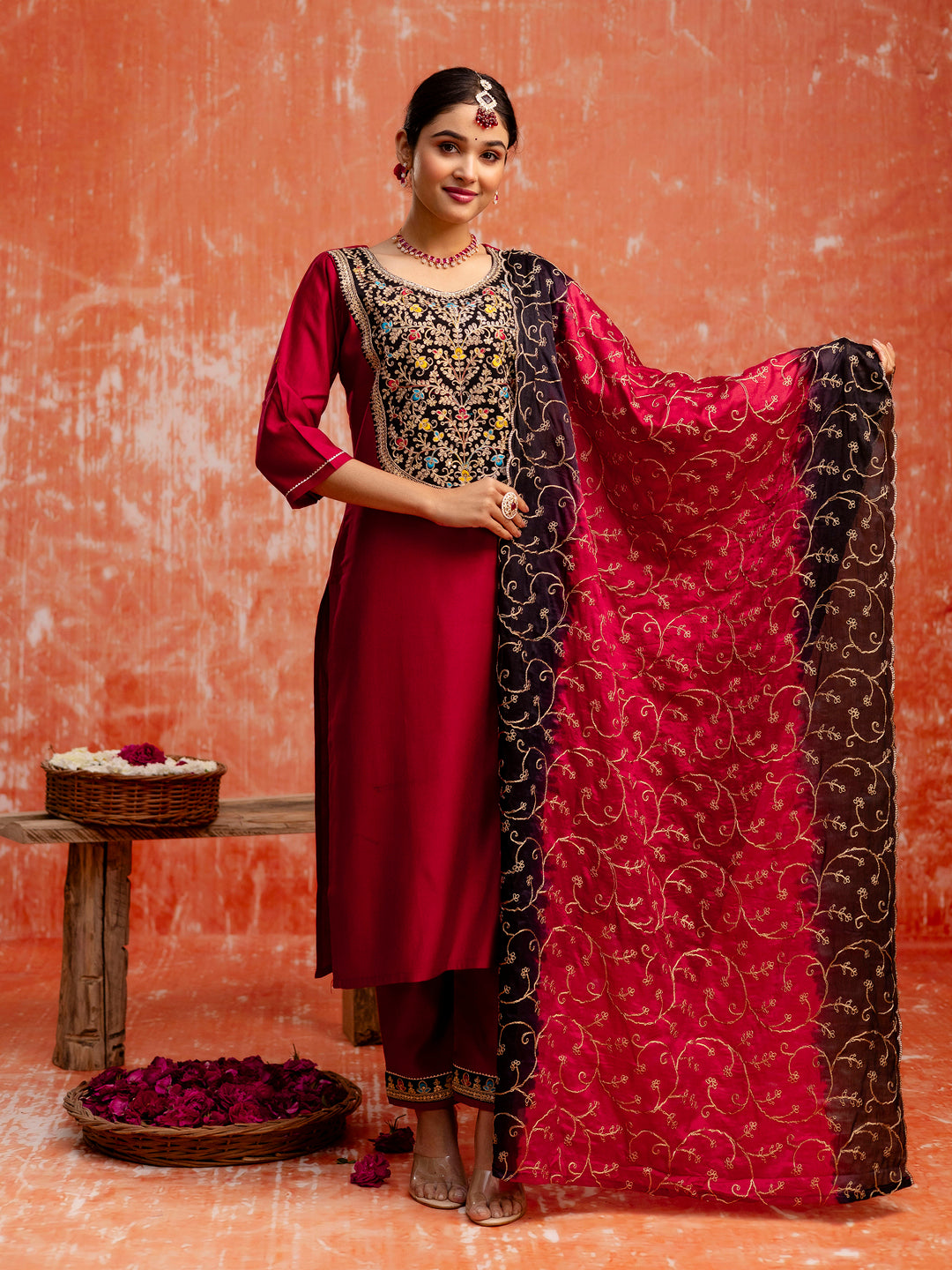 Color_Maroon