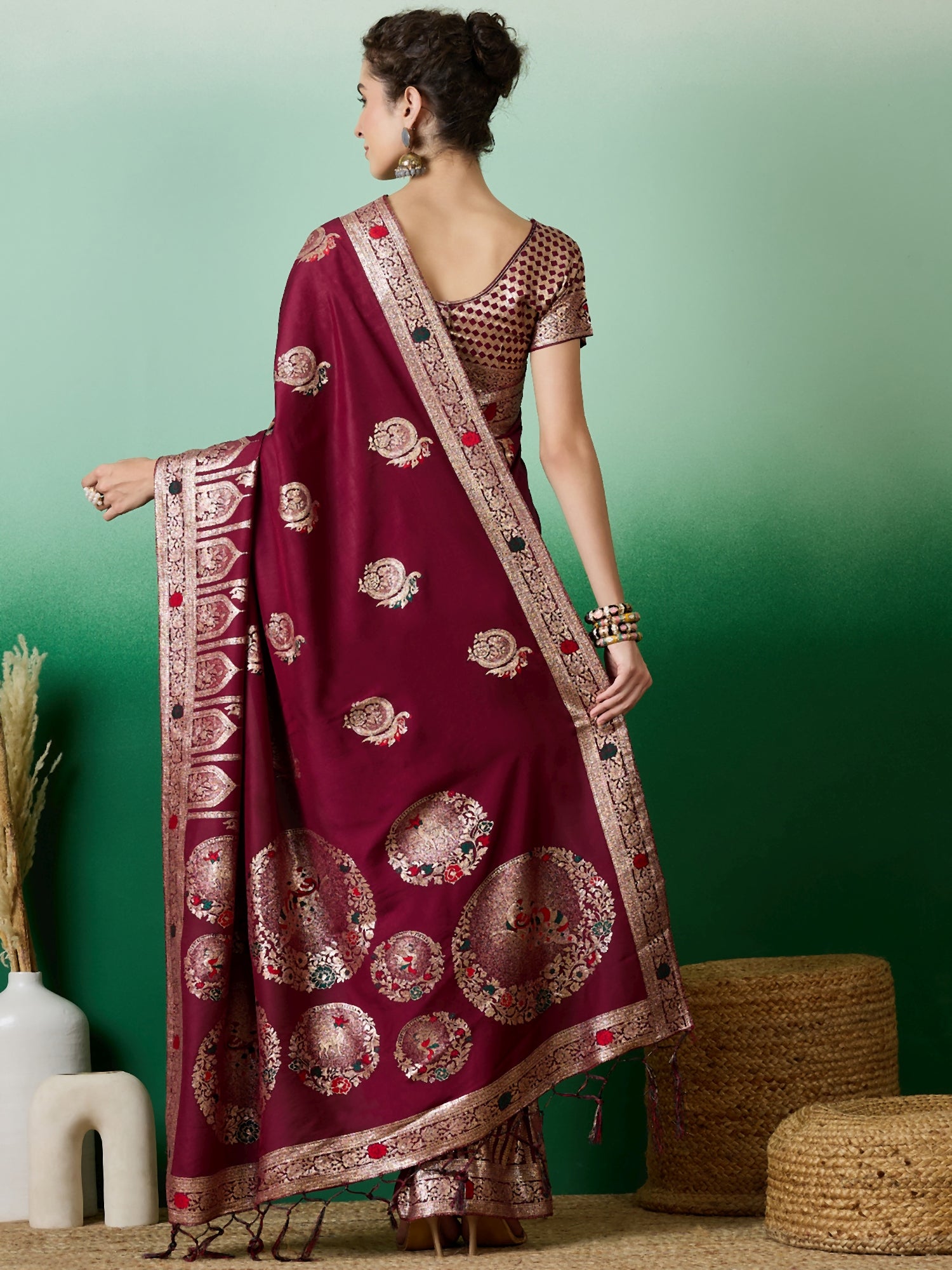 Color_Maroon