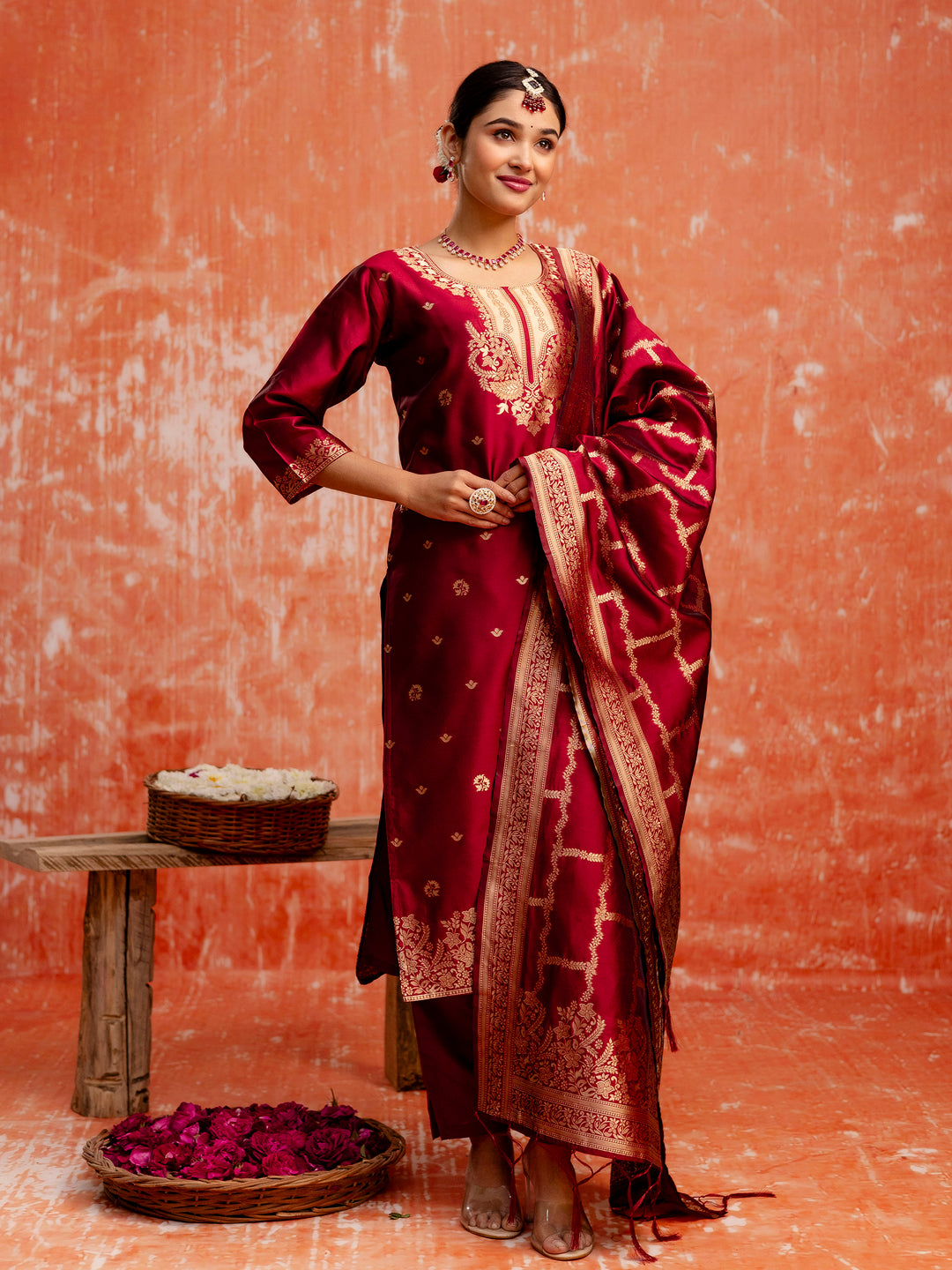 Color_Maroon