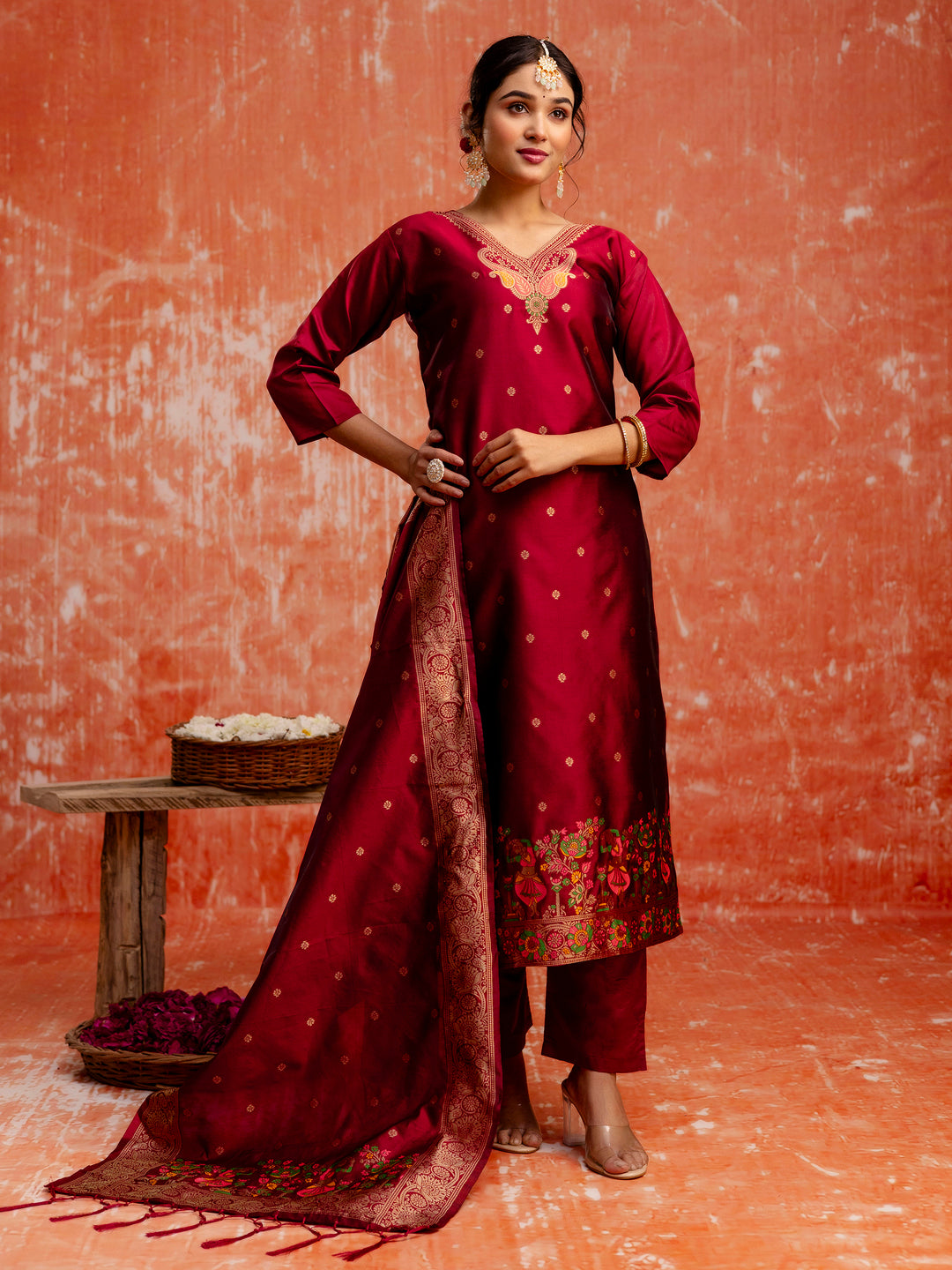 Color_Maroon
