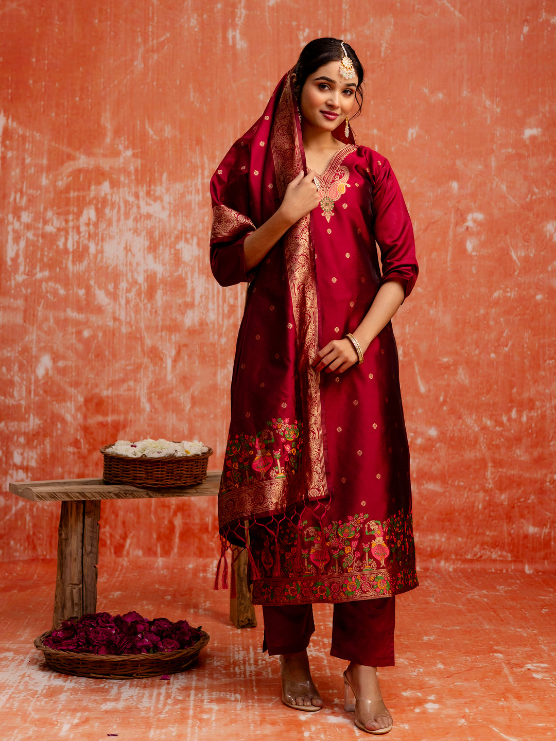 Color_Maroon