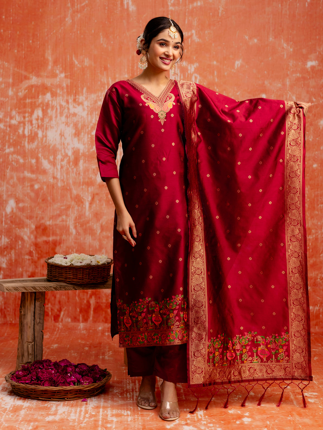 Color_Maroon
