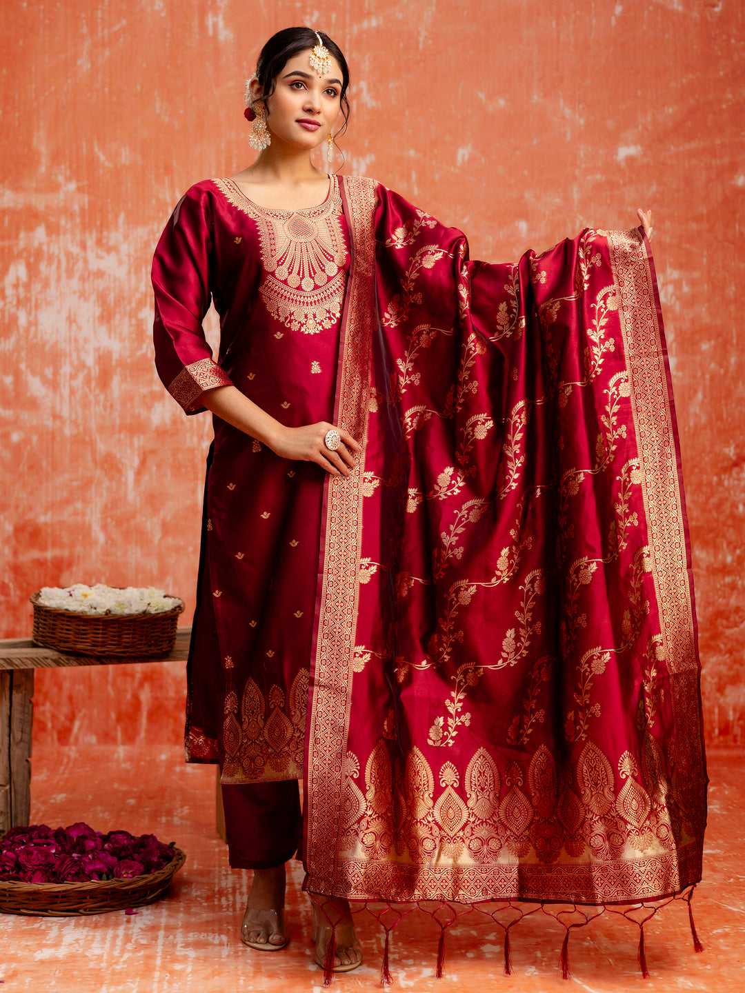 Color_Maroon