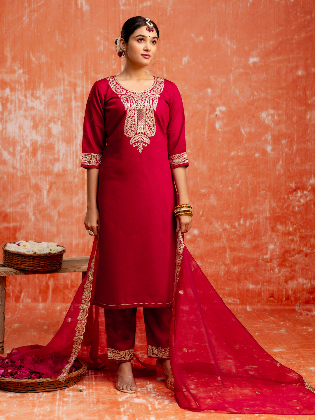Color_Maroon