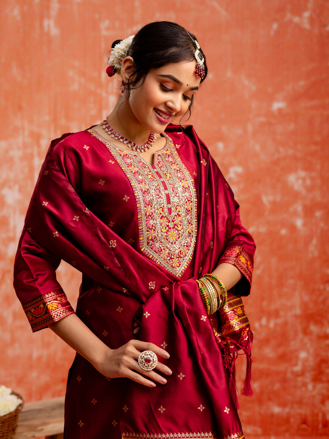 Color_Maroon