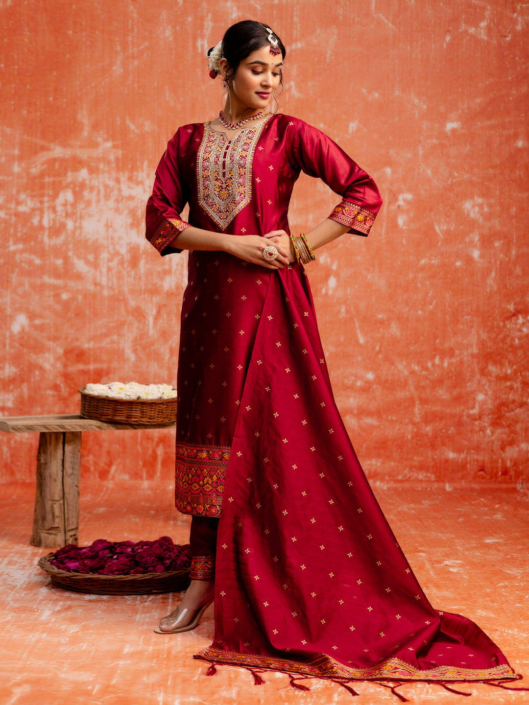 Color_Maroon