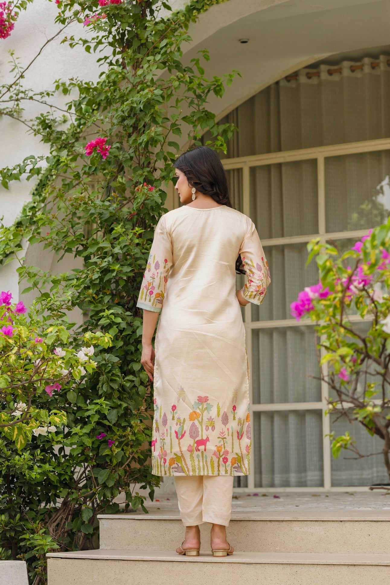 Color_Beige